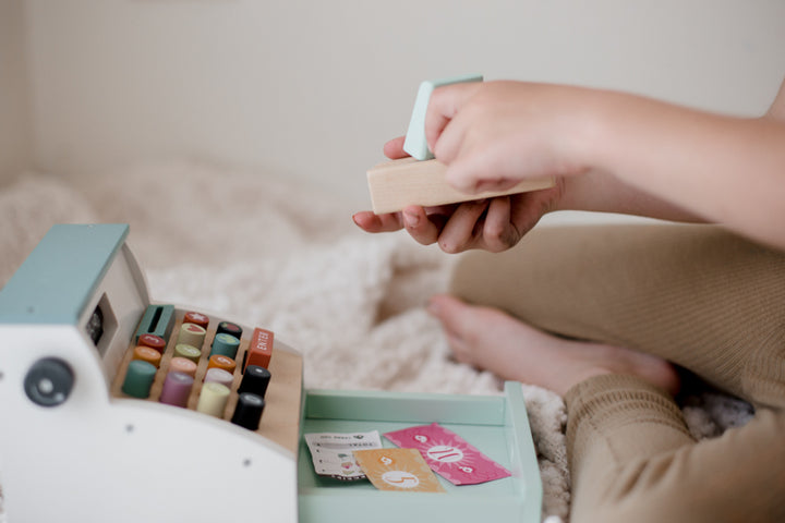 TENDER LEAF TOYS - GENERAL STORE TILL