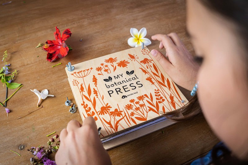 TENDER LEAF TOYS - MY BOTANICAL FLOWER PRESS