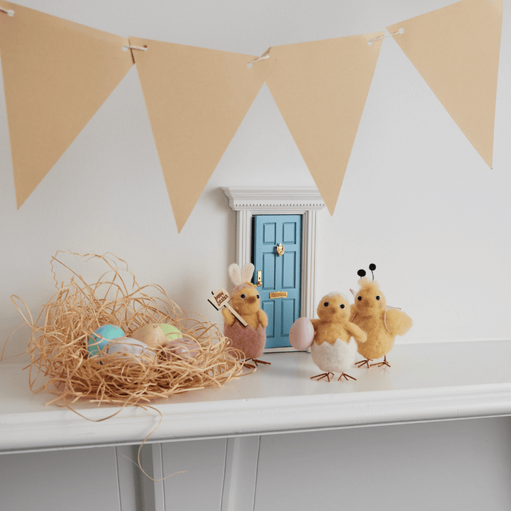 JIGGLE & GIGGLE - DAISY THE FELT CHICK 