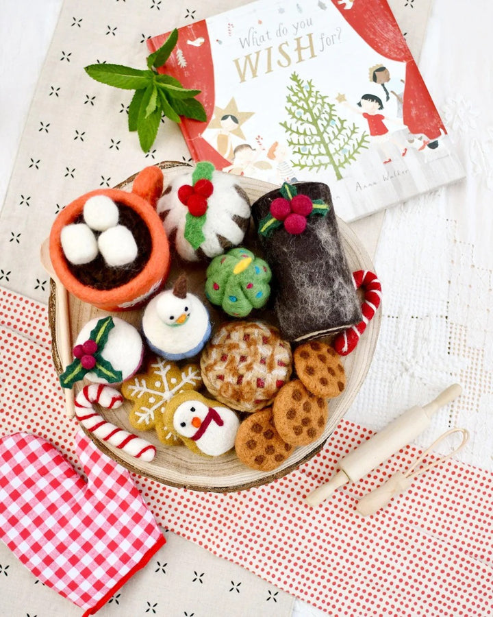 TARA TREASURES - FELT FOOD: CHRISTMAS GRAZING BOX