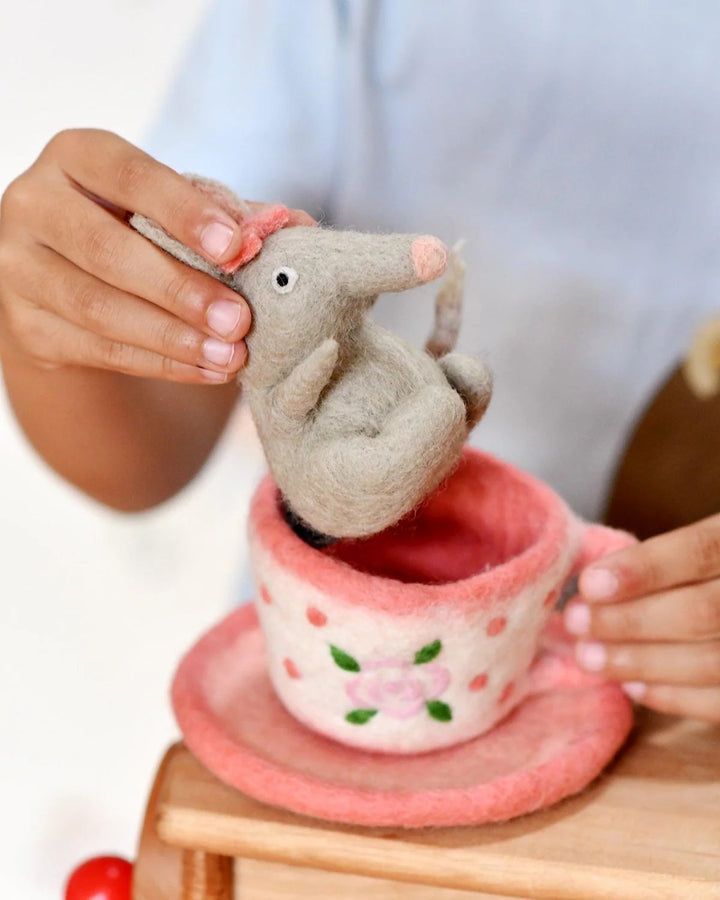 TARA TREASURES - FELT EASTER: BILBY IN A TEAPOT 
