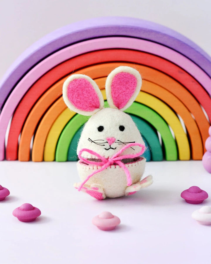 TARA TREASURES - FELT EGG COVER HOPPING BUNNY: PINK
