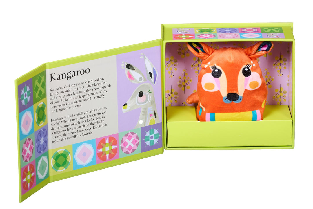 WONDERSCOPE - PETE CROMER SOFT TOY IN A BOX: KANGAROO