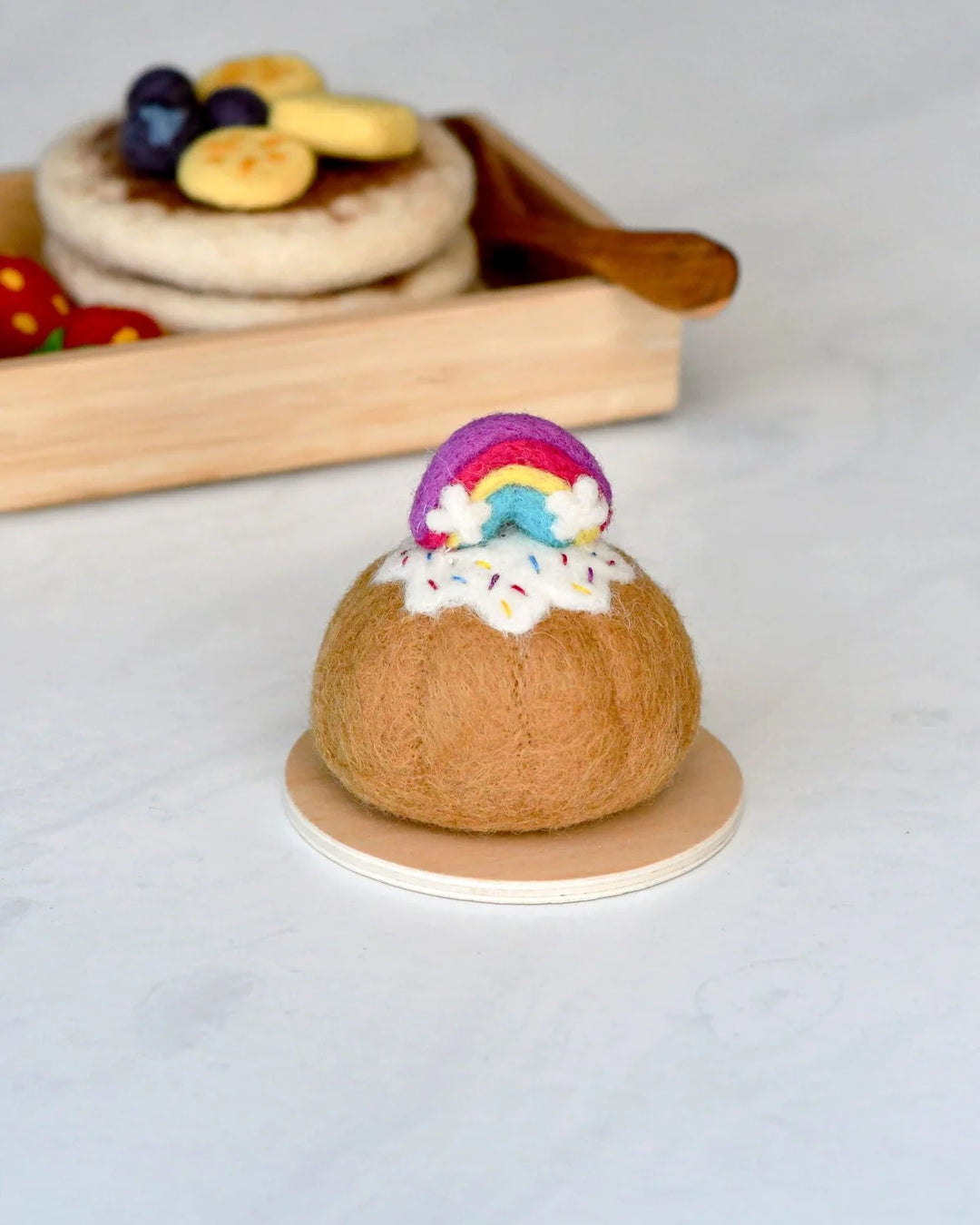 TARA TREASURES - FELT FOOD: SWEET RAINBOW BUNDT CAKE 