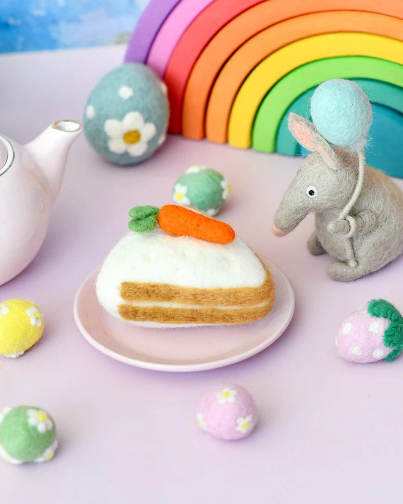 TARA TREASURES - FELT FOOD: SWEET CARROT CAKE 