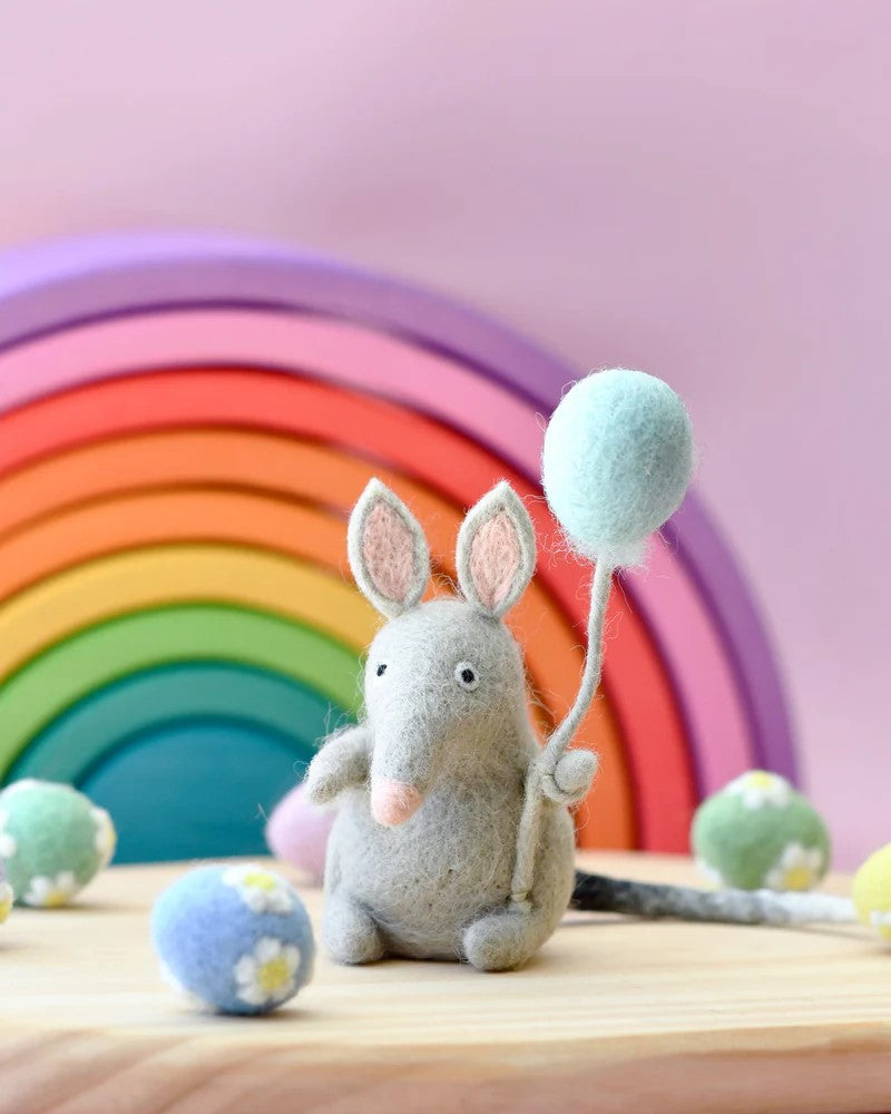 TARA TREASURES - FELT EASTER:  BILBY WITH BALLOON 