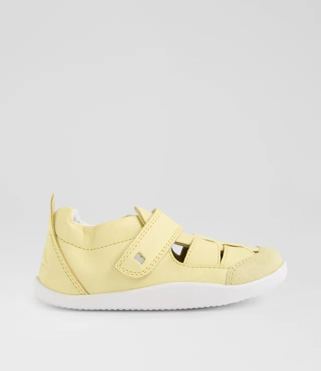 BOBUX - EXPLORER MARIS BAREFOOT SANDAL: WAX YELLOW [sz:18 EU]