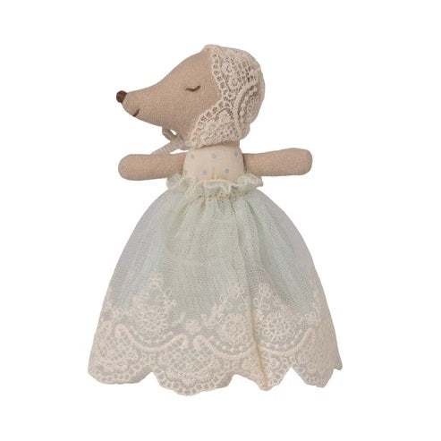 MAILEG - MOUSE: BABY IN A GOWN MINT