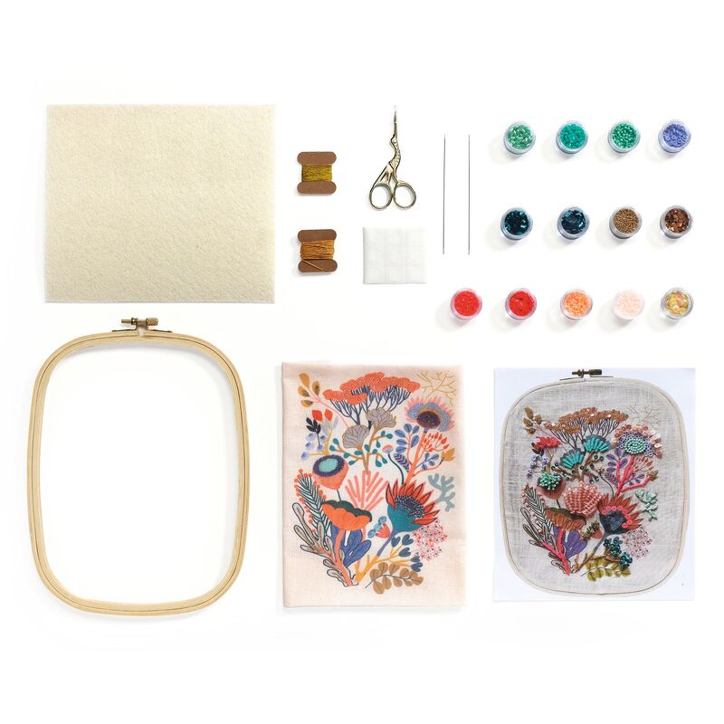 DJECO - ATELIER 58: FLORAL BEADWORK EMBROIDERY KIT