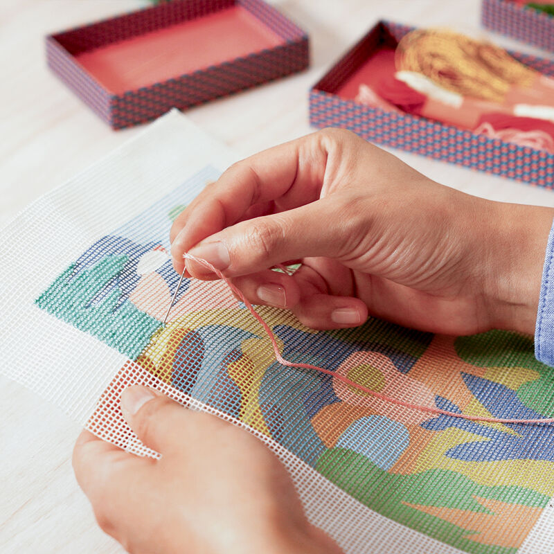 DJECO - ATELIER 65: GARDEN NEEDLEPOINT KIT
