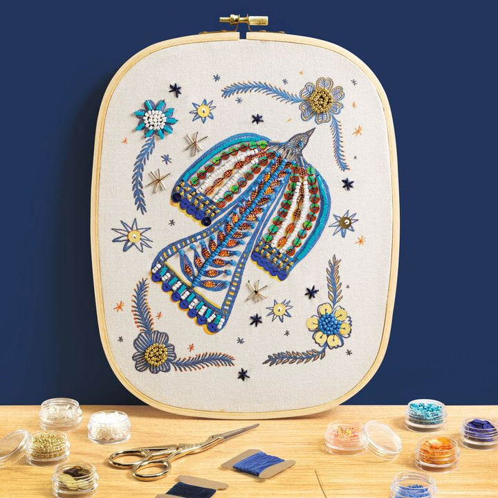 DJECO - ATELIER 59: BIRD BEADWORK EMBROIDERY KIT