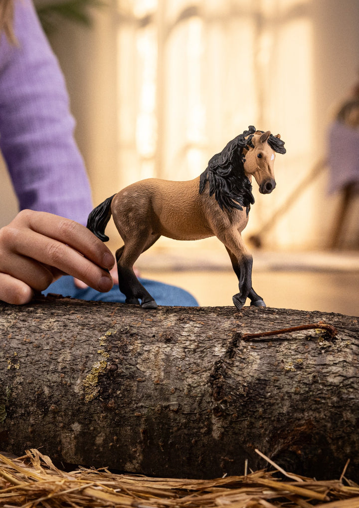 SCHLEICH - ANDALUSIAN MARE 1
