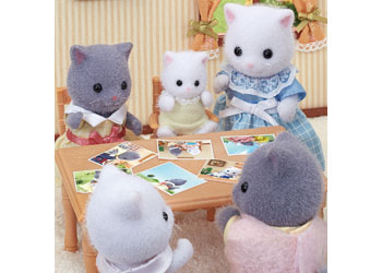 SYLVANIAN FAMILIES - PERSIAN CAT FAMILY 
