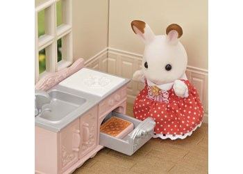 SYLVANIAN FAMILIES - RED ROOF COSY COTTAGE 