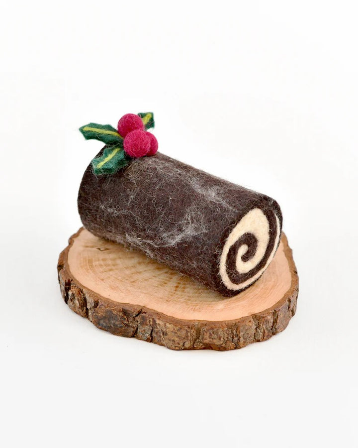 TARA TREASURES - CHRISTMAS: FELT YULE LOG CAKE 