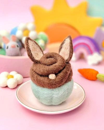 TARA TREASURES - FELT EASTER: CUPCAKE CHOCOLATE BUNNY 