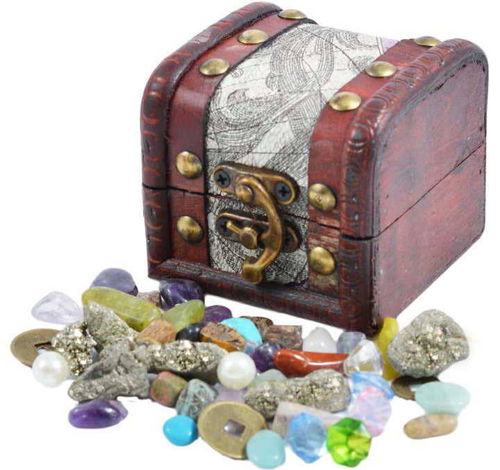 ROCKS AND MINERALS - PIRATES TREASURE CHEST