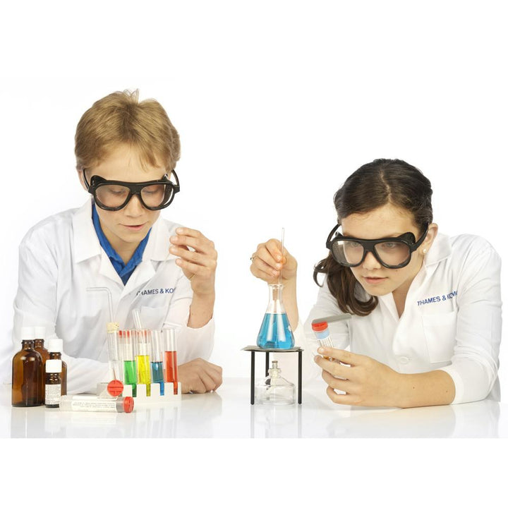 THAMES & KOSMOS - CHEMISTRY C1000: 125 EXPERIMENTS