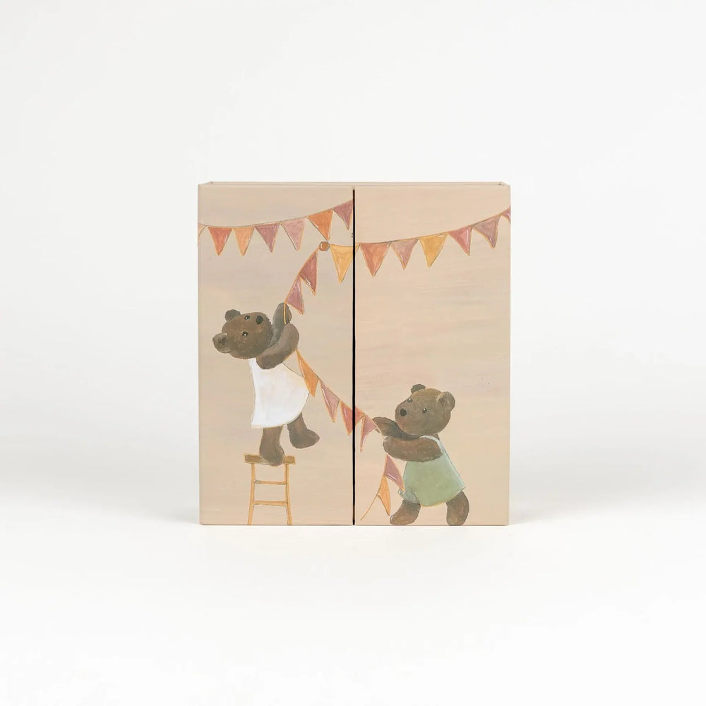 EGMONT - WARDROBE WITH BEAR AND CLOTHING 