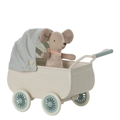MAILEG - HOME & ACC: PRAM WITH BABY MOUSE MINT 