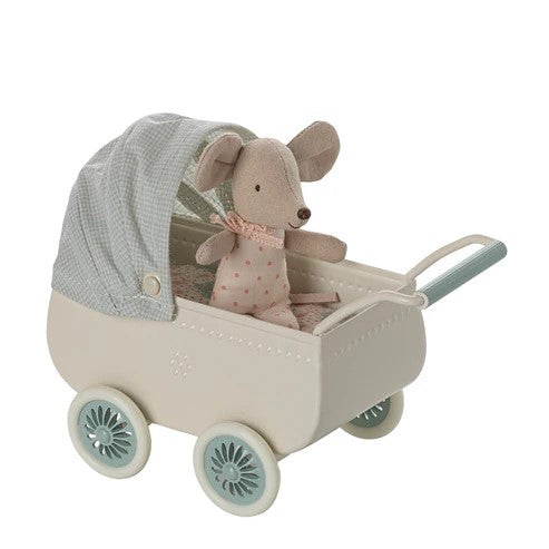MAILEG - HOME & ACC: PRAM WITH BABY MOUSE MINT 