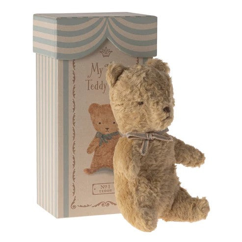 MAILEG - MY FIRST TEDDY IN A BOX: SAND