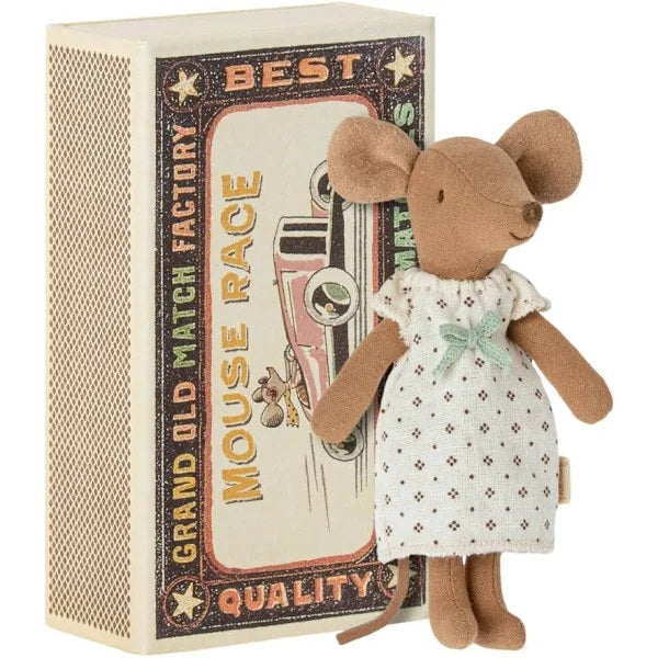 MAILEG - MOUSE: BIG SISTER IN BOX BROWN