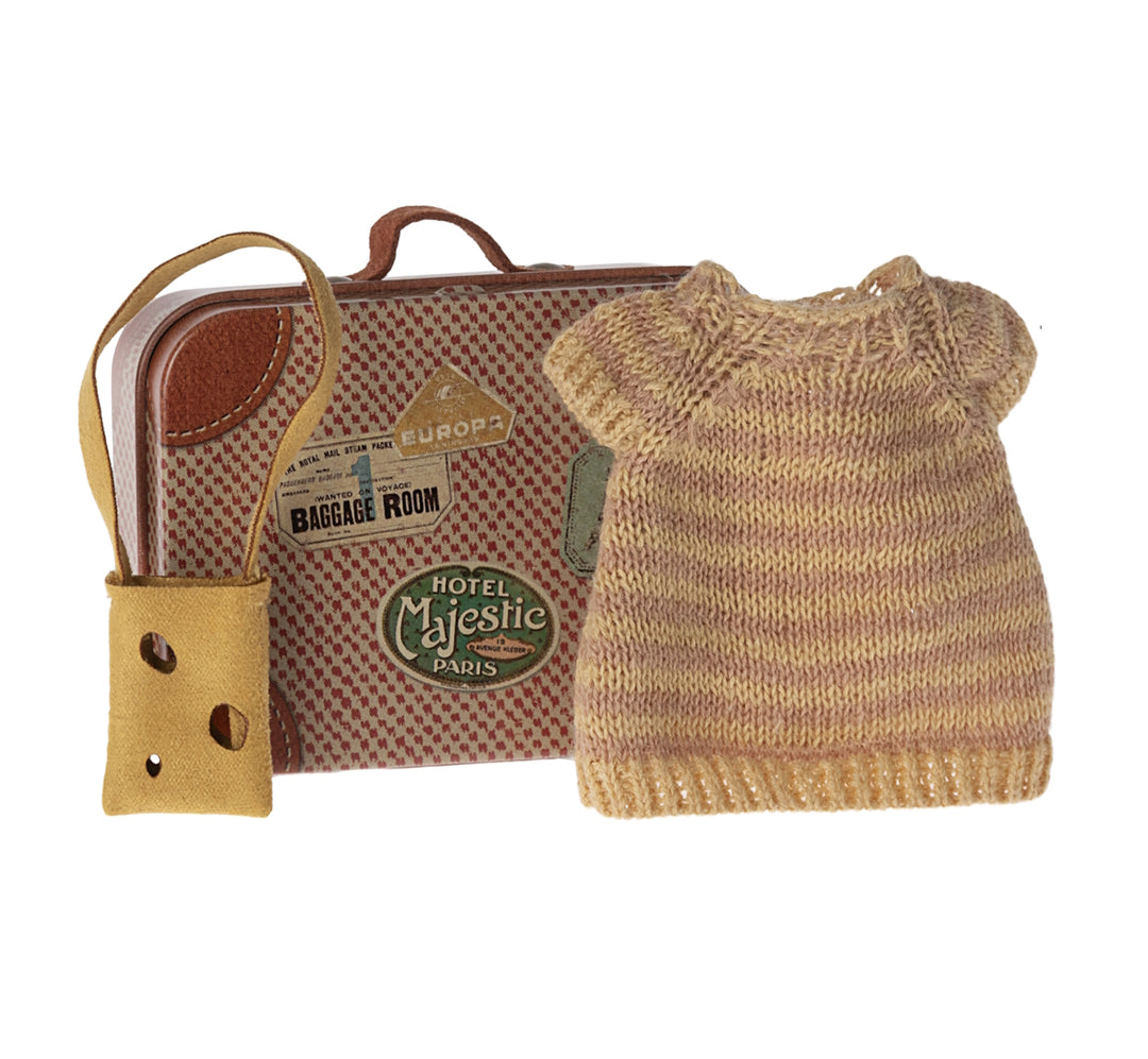 MAILEG - CLOTHING: BIG SISTER MOUSE DRESS AND BAG IN A SUITCASE 