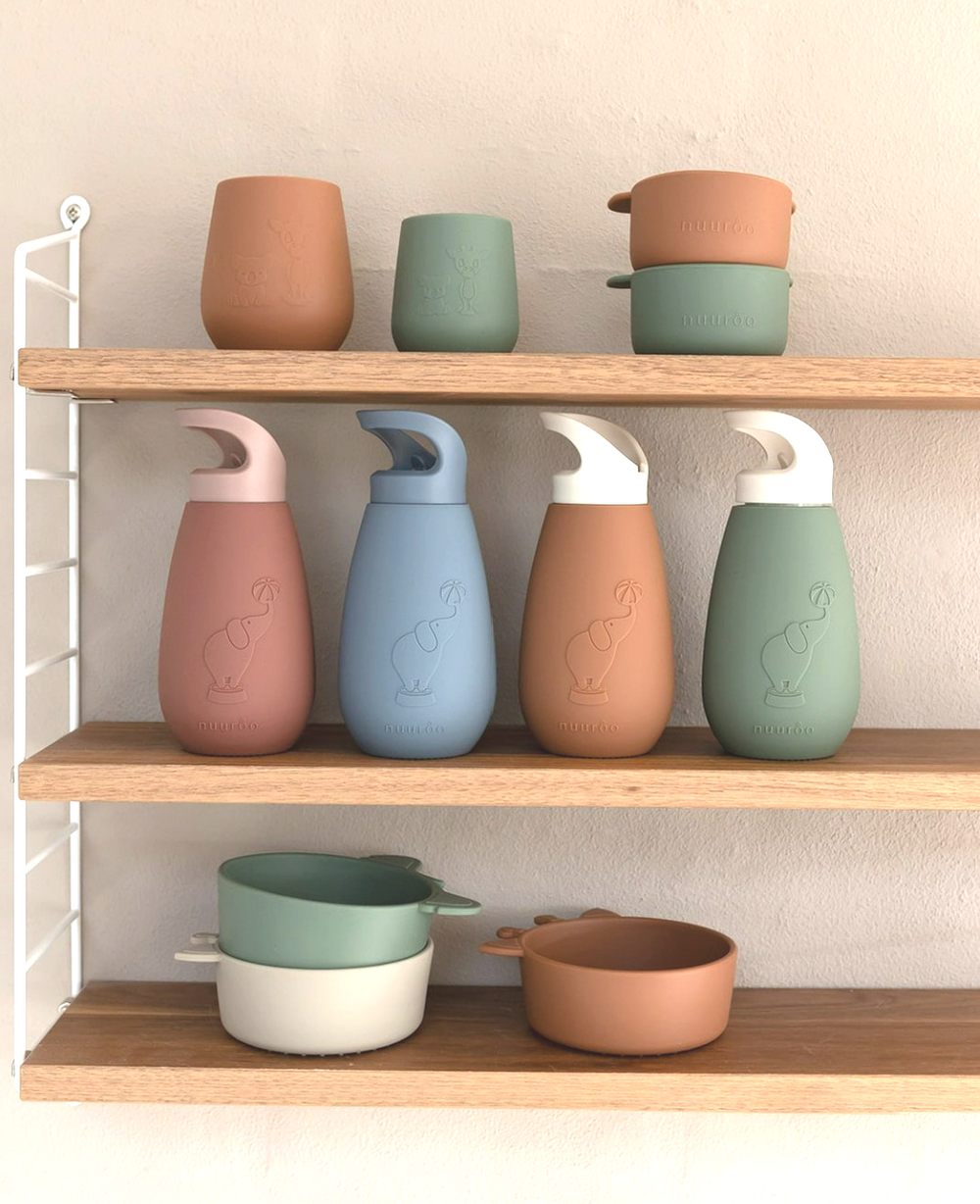 NUUROO - AIKO SILICONE DRINKING BOTTLE: DUSTY GREEN