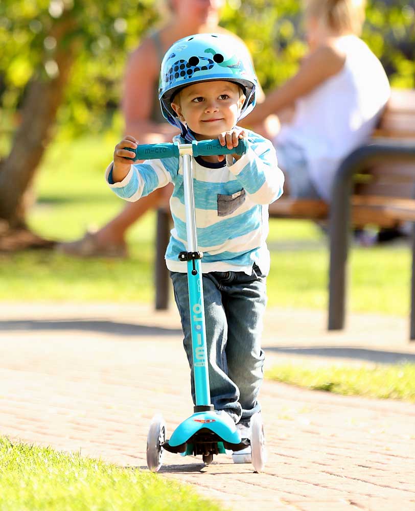 MICRO SCOOTERS - MINI MICRO DELUX SCOOTER: AQUA