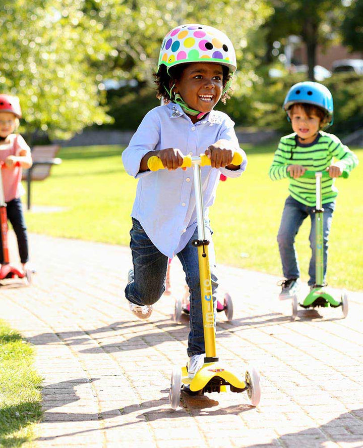MICRO SCOOTERS - MINI MICRO DELUX SCOOTER: YELLOW