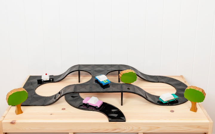 CONNETIX TILES - RAMPS & INTERSECTION PACK: 16PC
