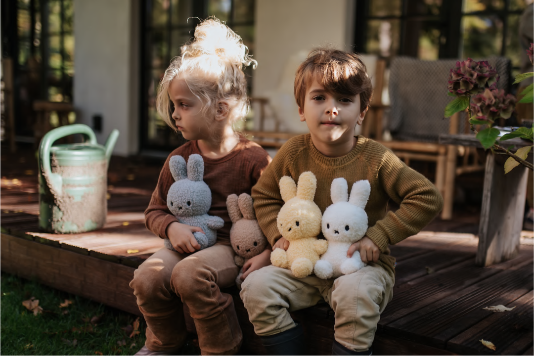MIFFY - 23CM SITTING TERRY MIFFY: LIGHT GREY