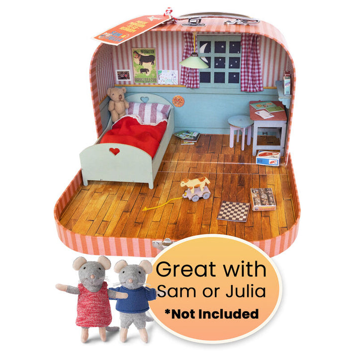 SAM & JULIA - MANSION TO GO: BEDROOM