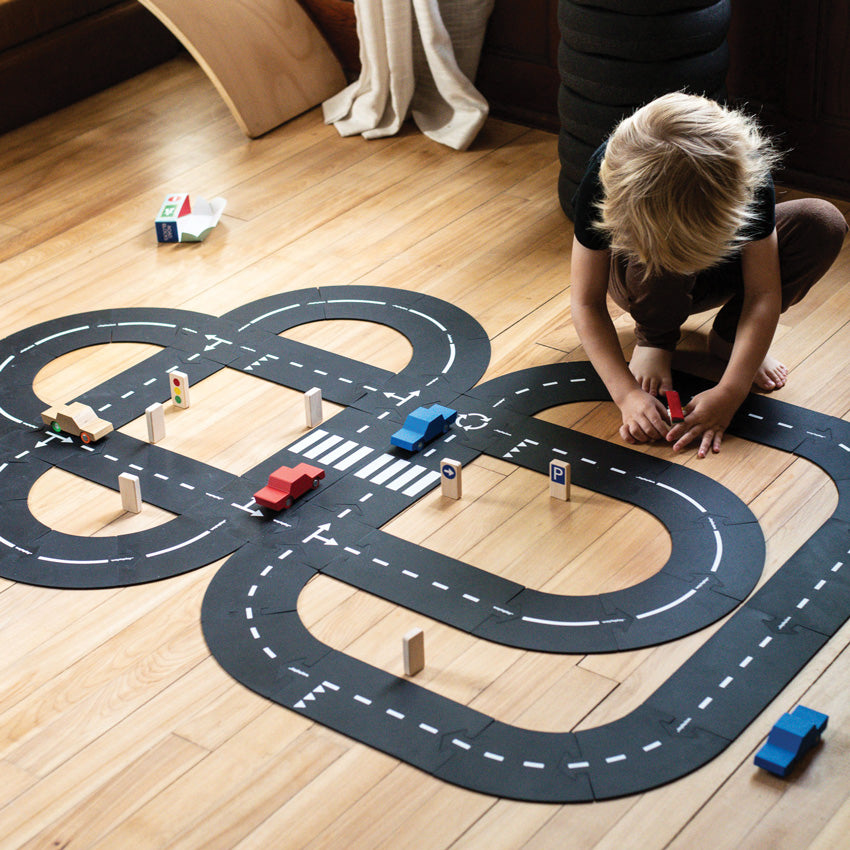 WAYTOPLAY - ROAD BLOCKSET TRAFFIC SIGNS