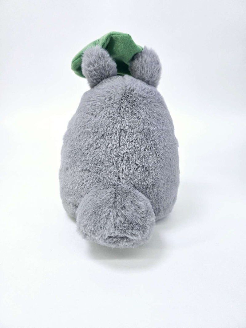 STUDIO GHIBLI - MY NEIGHBOR TOTORO: LARGE TOTORO WITH LEAF 