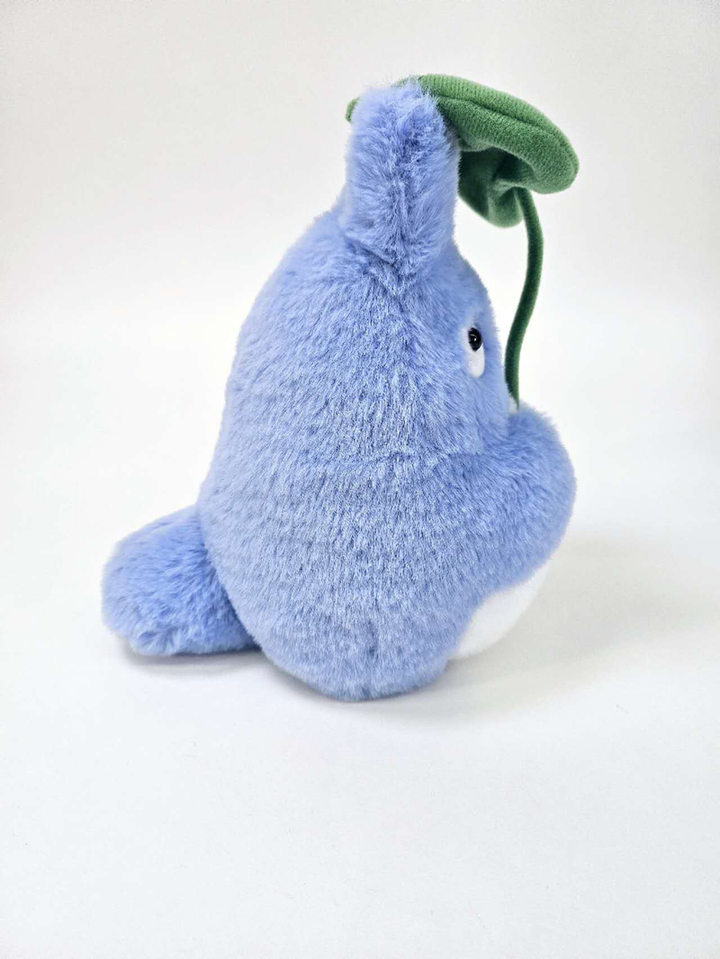 STUDIO GHIBLI - MY NEIGHBOR TOTORO: TOTORO WITH LEAF 