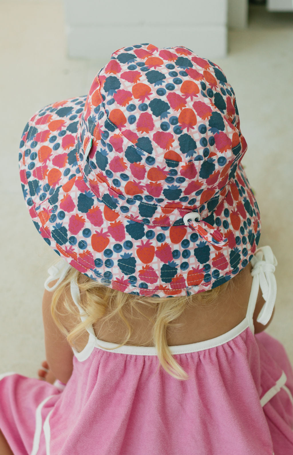 ACORN KIDS - BROAD BRIM BUCKET SUNHAT: WILDBERRY [sz:S - 50CM/9-18 MTHS]