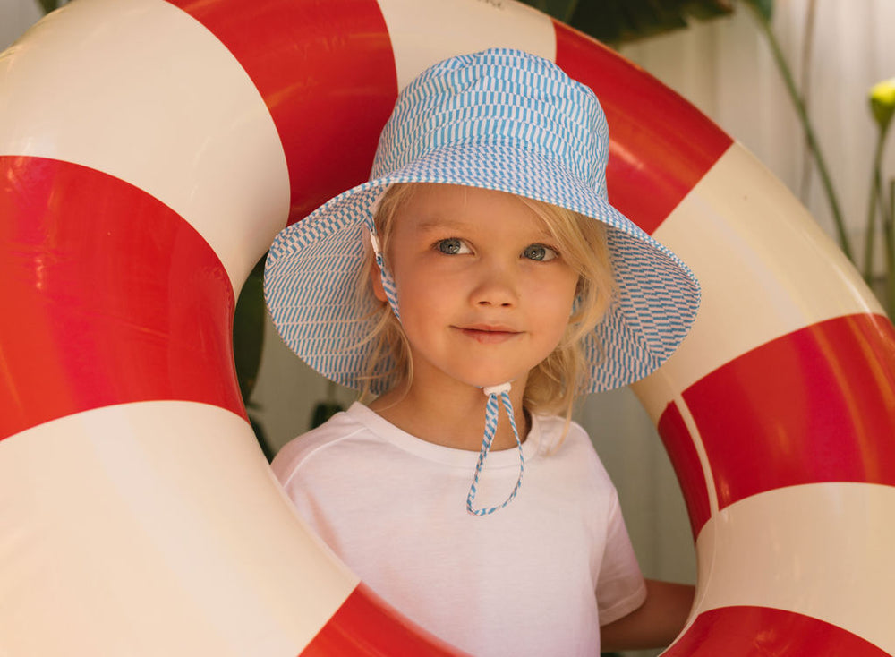 ACORN KIDS - WIDE BRIM BUCKET SUNHAT: MYKONOS [sz:S - 50CM/9-18 MTHS]