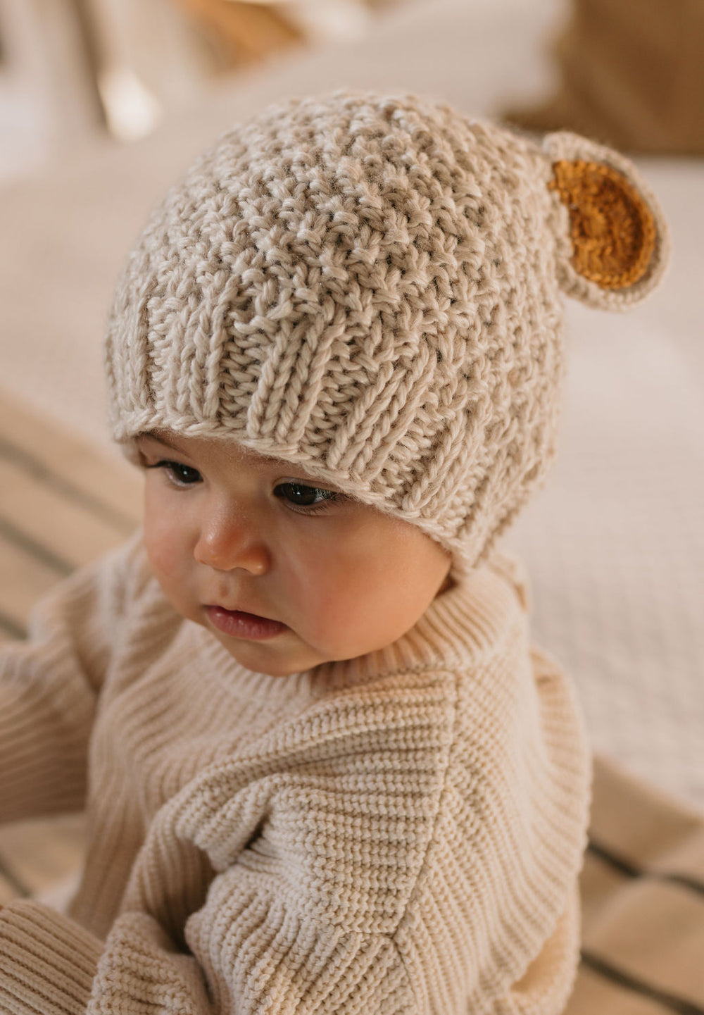 ACORN KIDS - BEAR BEANIE: OATMEAL [sz:XXS (0-3 MTHS)]