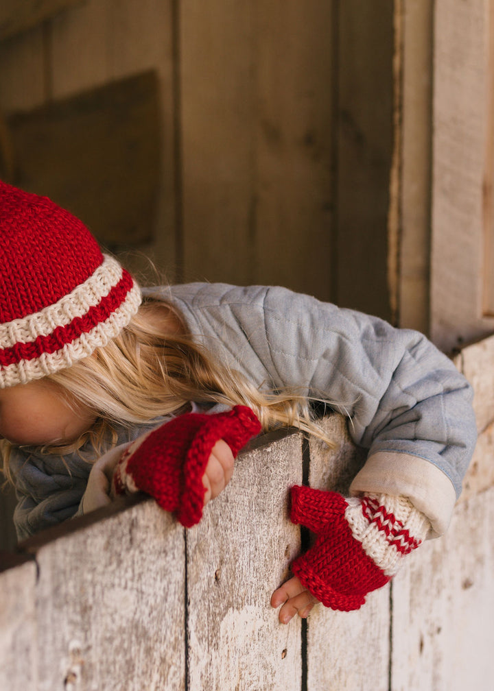 ACORN KIDS - DENMARK MITTENS: RED AND CREAM [sz:S (6-18 MTHS)]