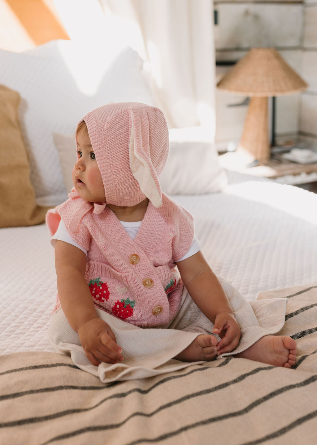 ACORN KIDS - BUNNY BEANIE: PINK [sz:XXS (0-3 MTHS)]