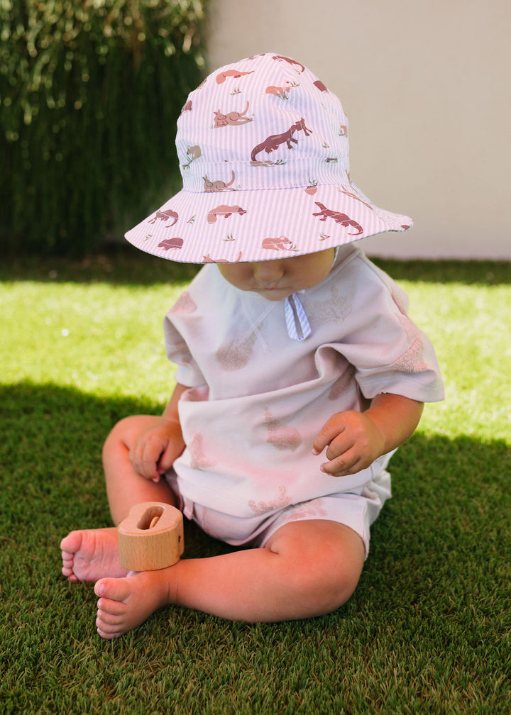 ACORN KIDS - INFANT WIDE BRIM SUNHAT: OUTBACK PALS [sz:XS - 46CM/0-9 MTHS]