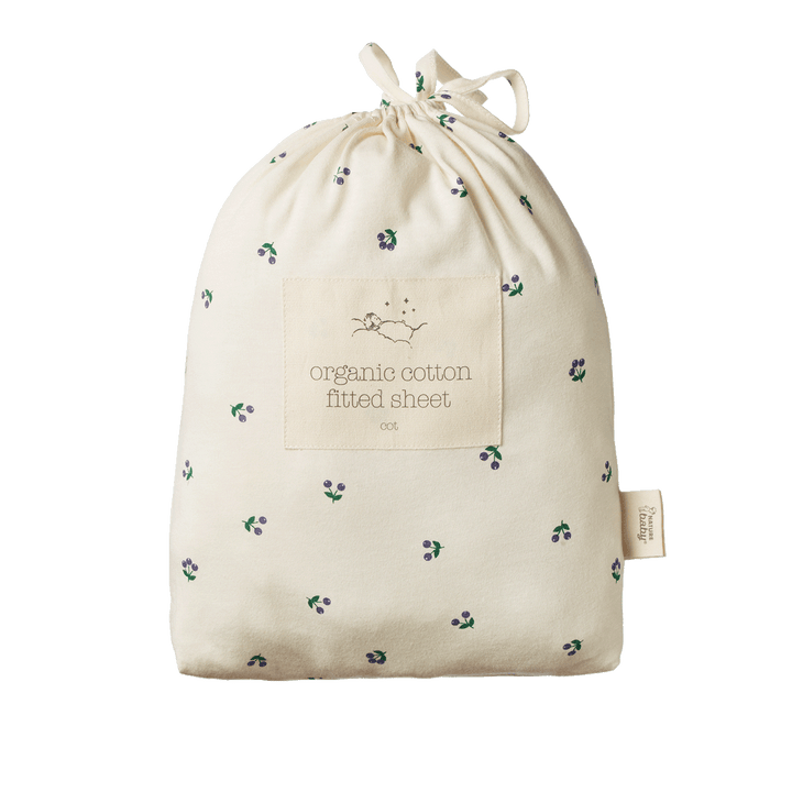 NATURE BABY - COT FITTED SHEET JERSEY:  WINTER BERRY PRINT [sz:COT]