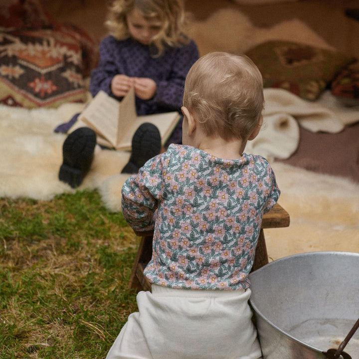 NATURE BABY - MERINO LONG SLEEVE BODYSUIT: GARLAND PRINT [sz:0-3 MTHS]