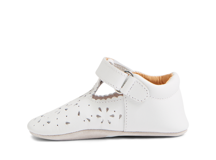 BOBUX - SOFT SOLE - LACEY: WHITE [sz:NB - 0-3 MTHS]