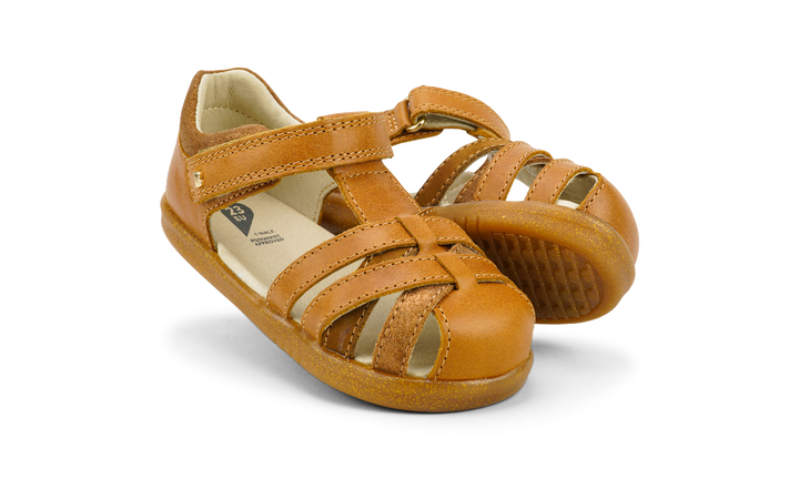 BOBUX - CROSS JUMP SANDAL: CARAMEL [sz:22 EU]