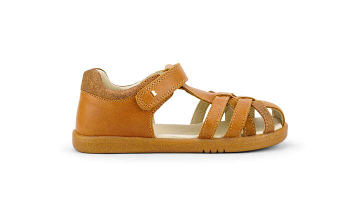 BOBUX - CROSS JUMP SANDAL: CARAMEL [sz:30 EU]
