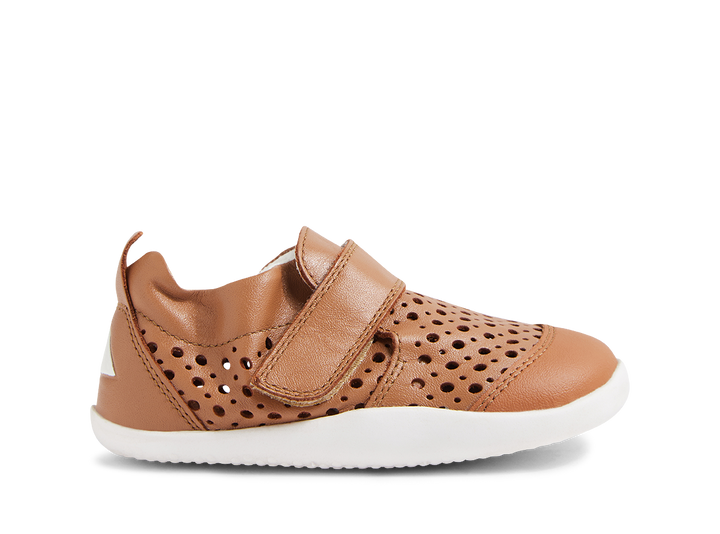 BOBUX - XPLORER PUNCH BAREFOOT SHOE: CARAMEL [sz:19 EU]