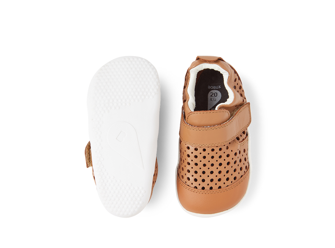 BOBUX - XPLORER PUNCH BAREFOOT SHOE: CARAMEL [sz:19 EU]